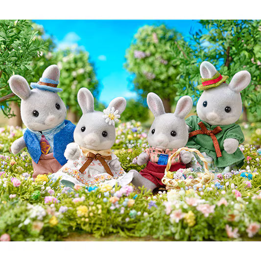 Calico Critters Cottontail Rabbit Family