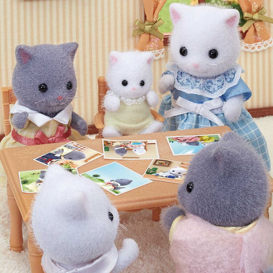 Sylvanian Families Persian Cat Baby - Japan Import