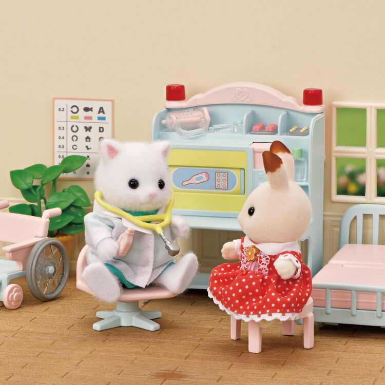 Sylvanian Families Village Doctor Starter Set - Japan Import