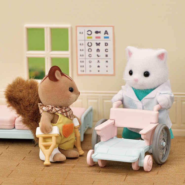 Sylvanian Families Village Doctor Starter Set - Japan Import