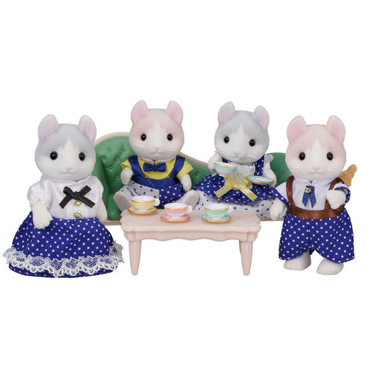 Sylvanian Families Curled Ear Cat Family Elegant Set - Japan Exclusive
