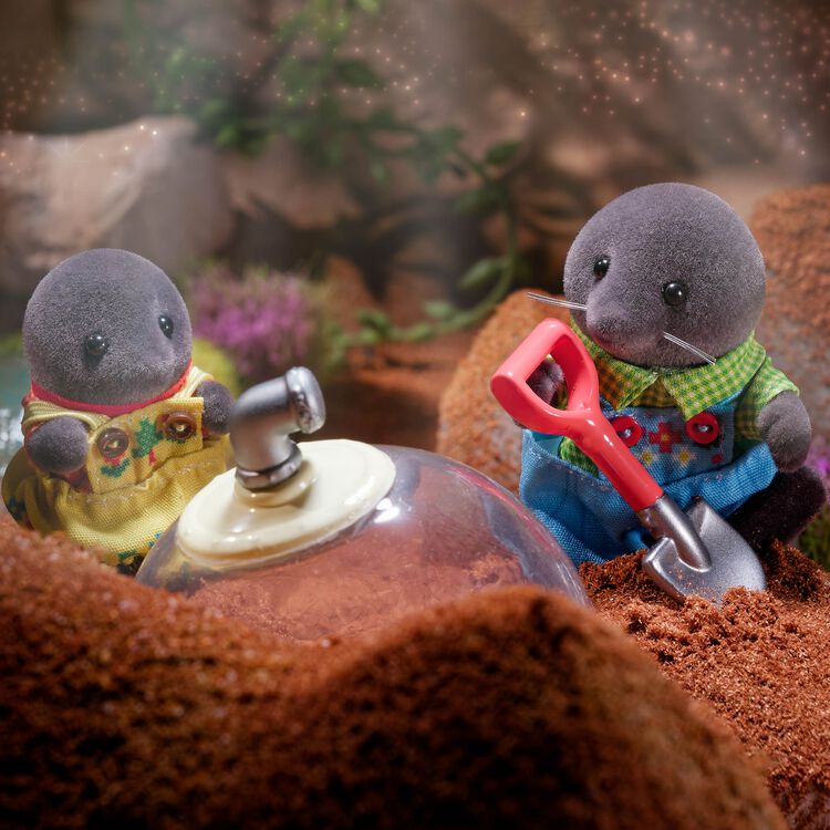 Sylvanian Families Mole Family Underground Adventure Set - Japan Import