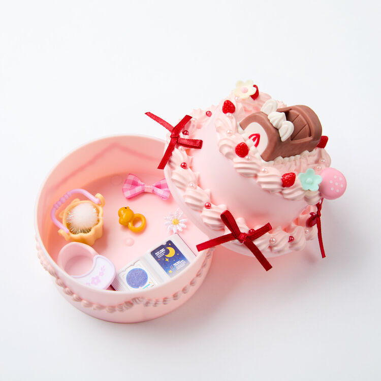 Whipple x Sylvanian Families Anniversary Strawberry Sweets Kit-  Japan Import -